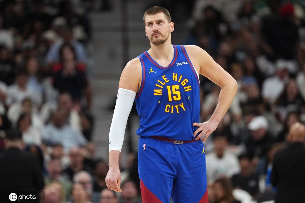 约基奇23分瓦兰丘纳斯16+11 掘金胜马刺